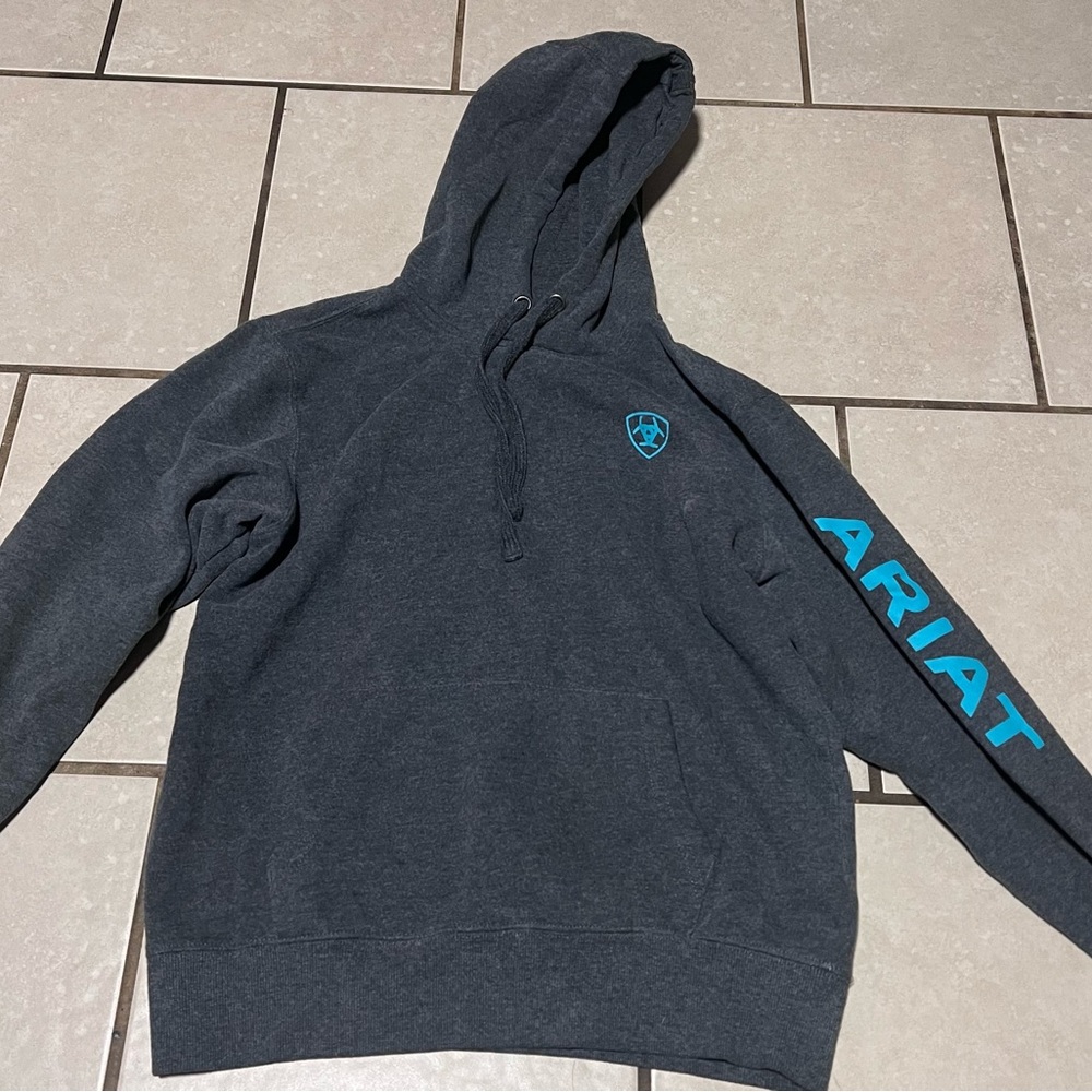 Women’s ariat hoodie